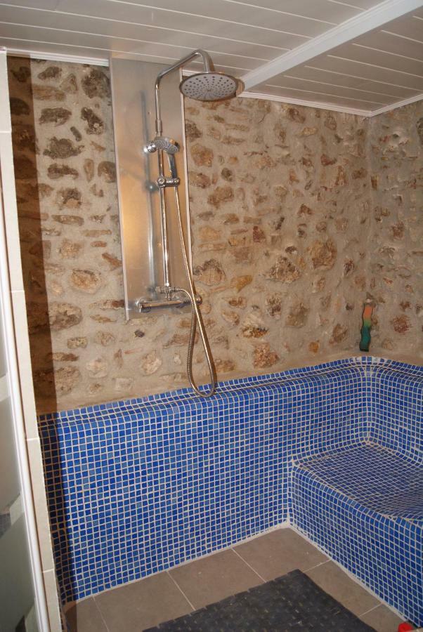 Apartament Codina 40 Torroella de Montgrí Exterior foto